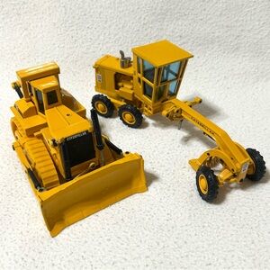 FLAWED!! Caterpillar D10N Bulldozer & Road Grader Joal Die-cast Spain Made